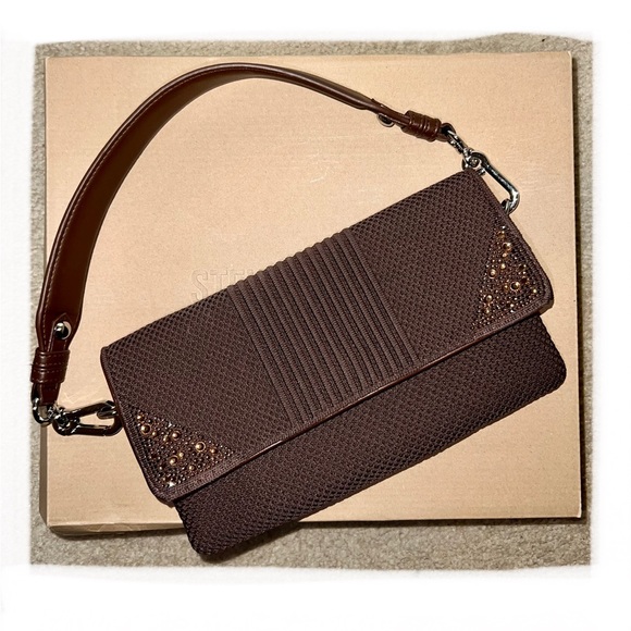 Steve Madden Handbags - Steve Madden BMAXWELLE Clutch
